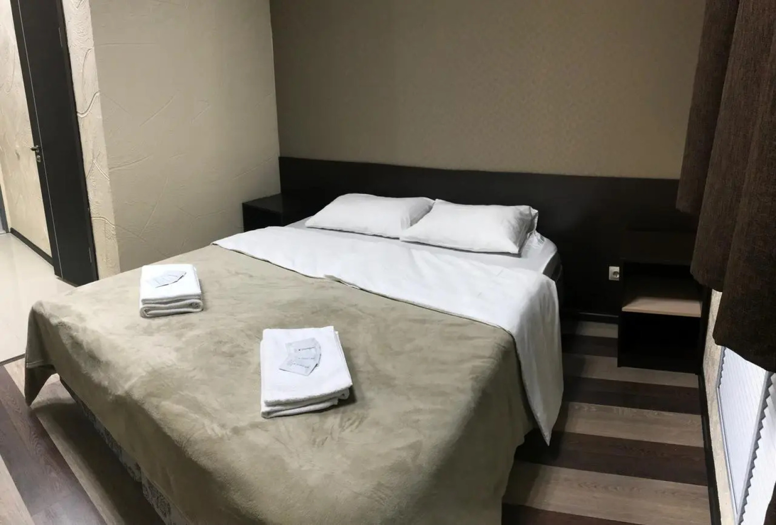 Отель Компас