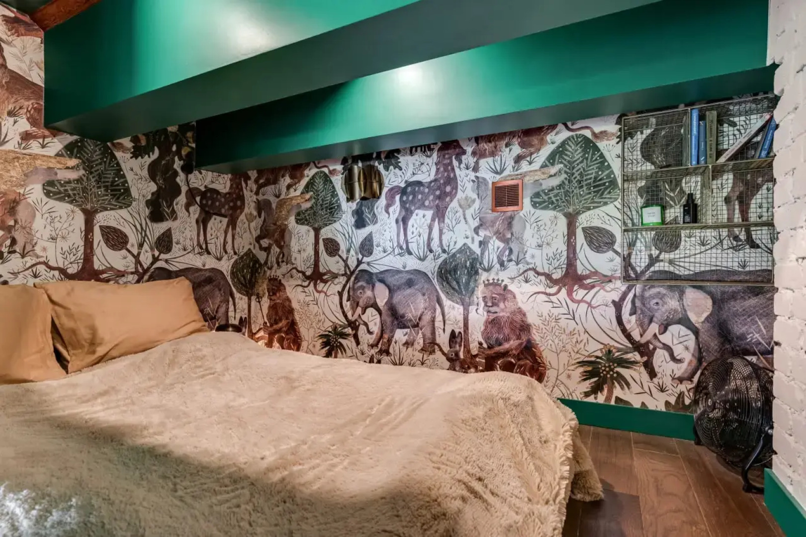 Лофт Джаз и Абсент