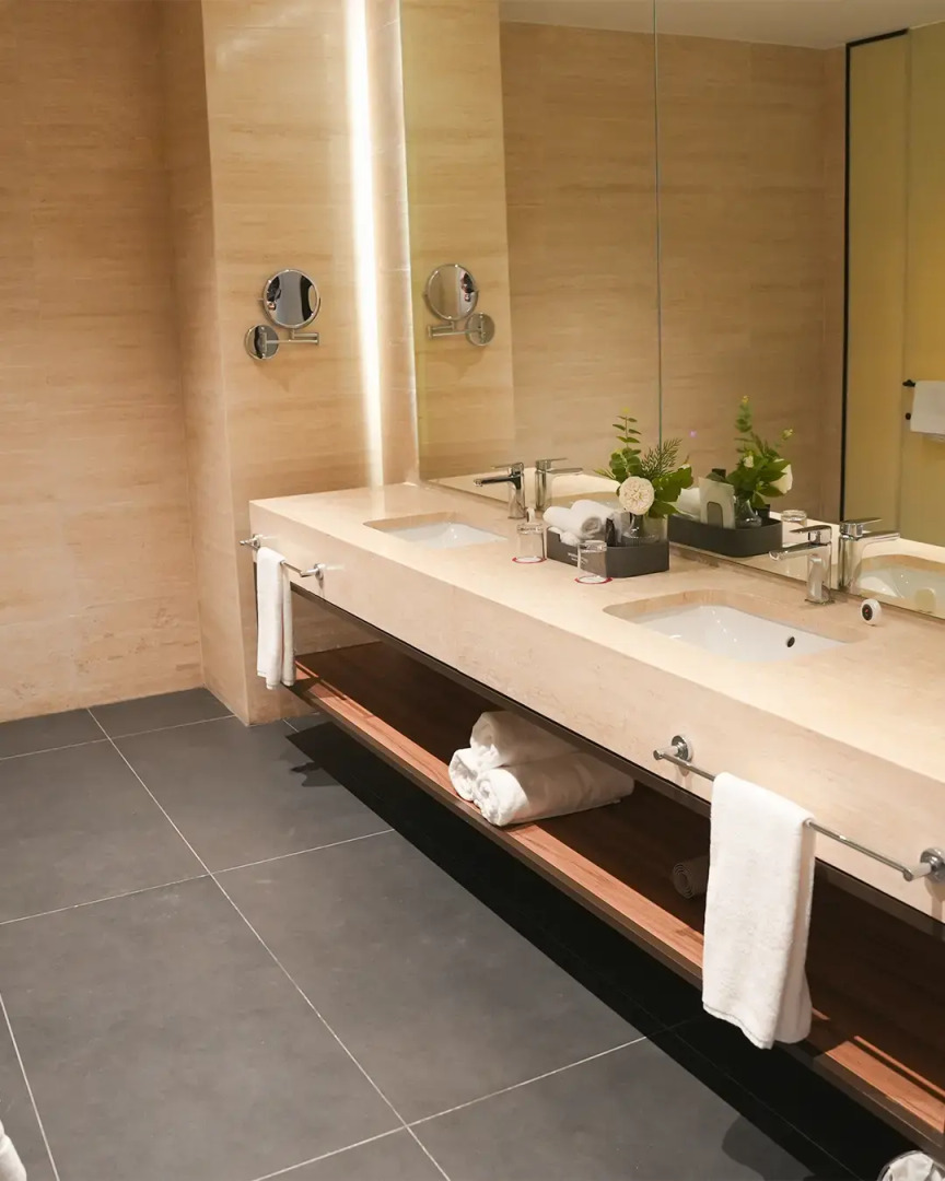 Отель Swisstouches Amman