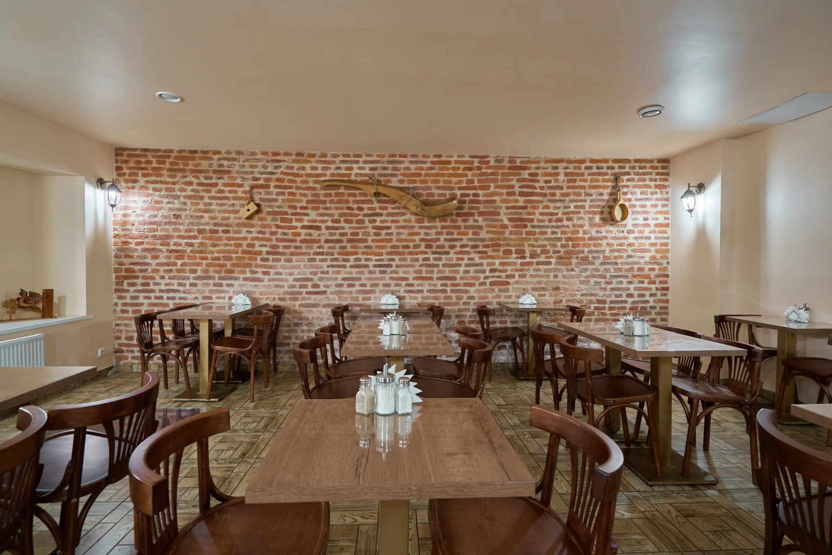 Отель Дельта Невы