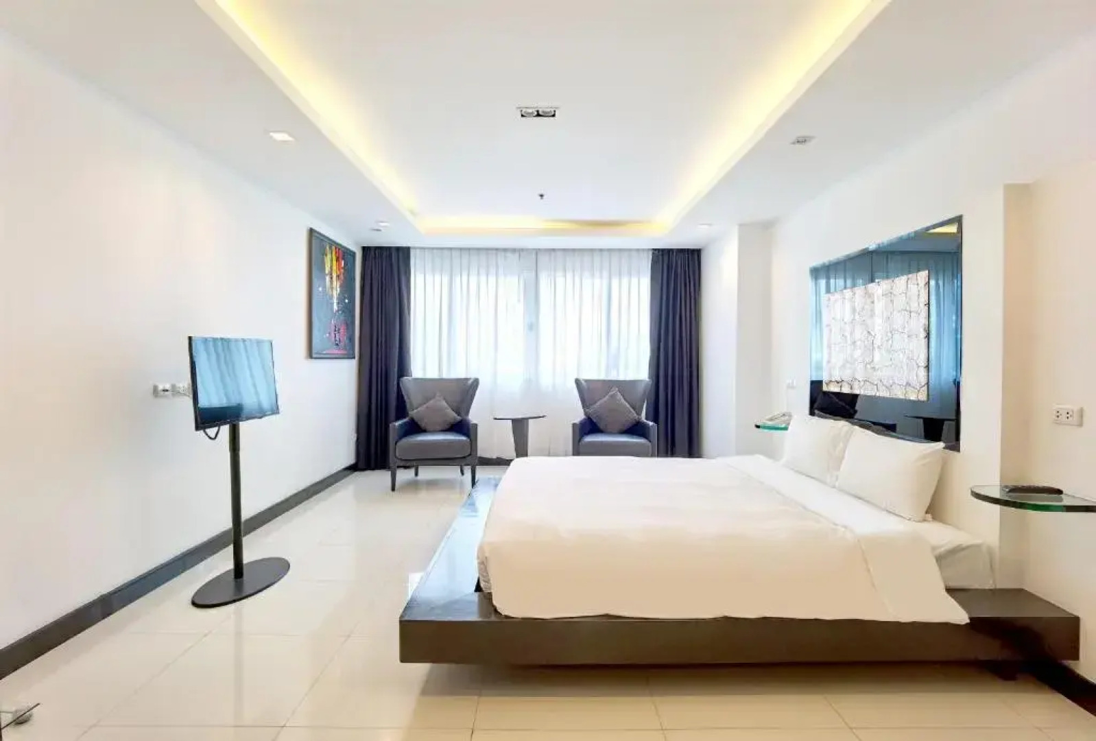 Отель Nova Suites Pattaya by Compass Hospitality