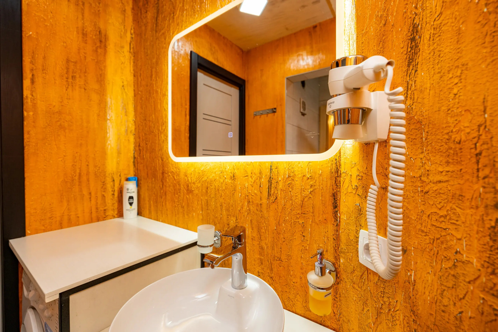 Двухуровневая квартира с сауной Огонь-Вода