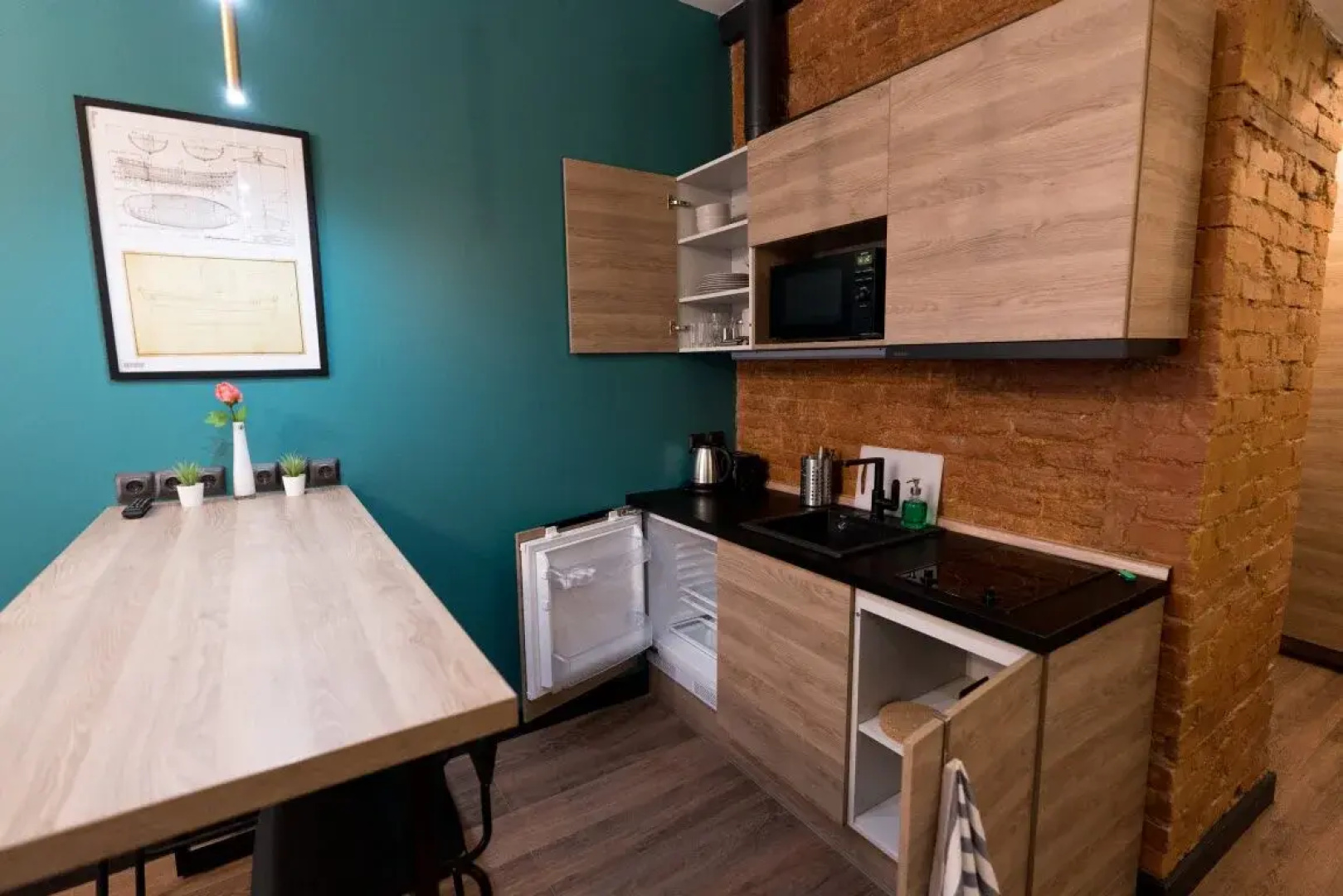 Апартаменты Endeavour Loft Apartments