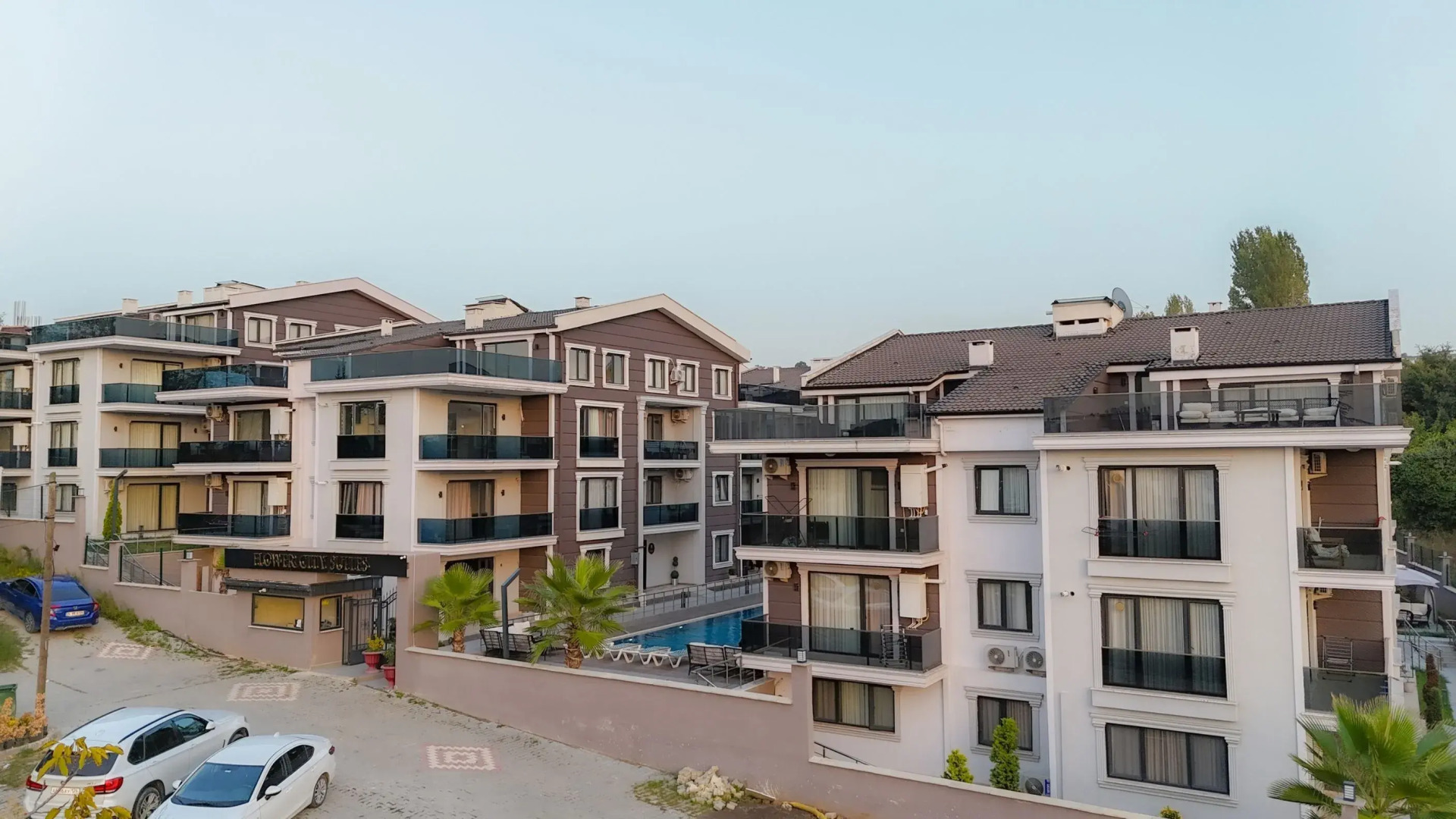 Апарт-отель Flower City Suits