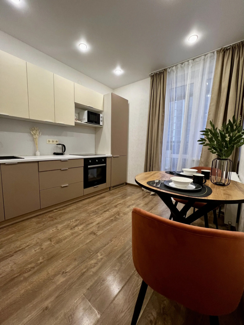 Уютная квартира возле станции метро Горки