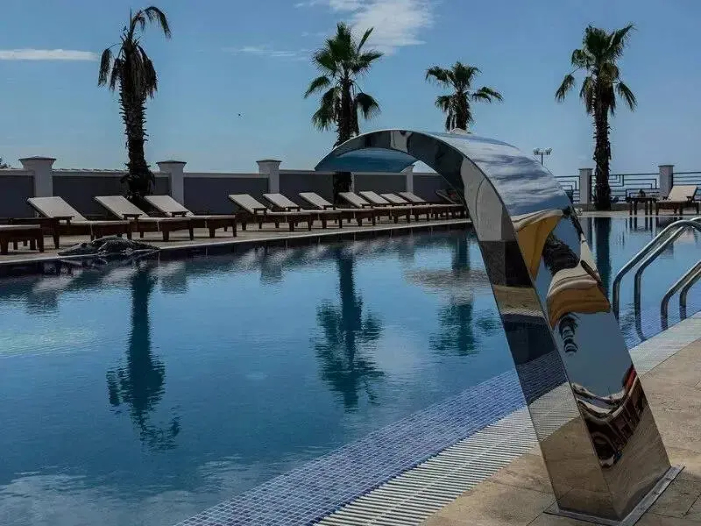 Отель FAMS HOTEL