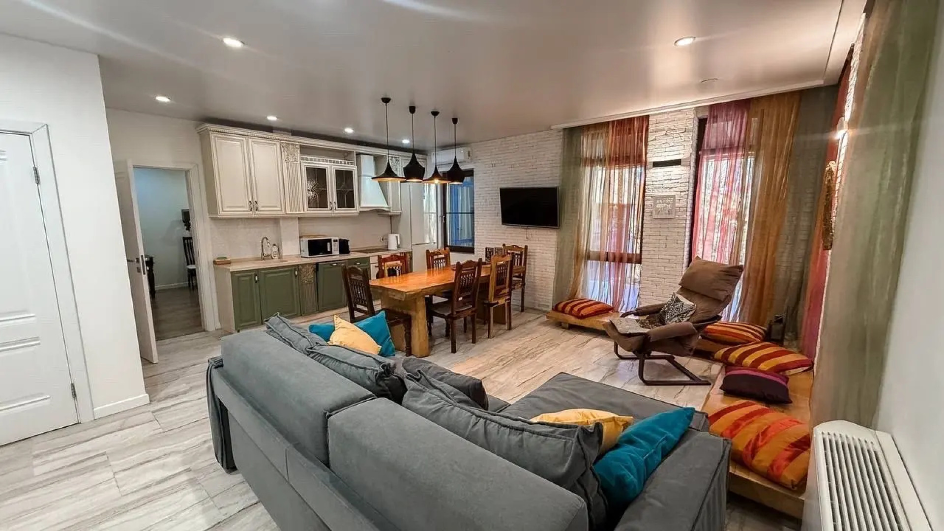 Апартаменты Эко Дом в Жк Катерина Альпик с видом на горы и террасой