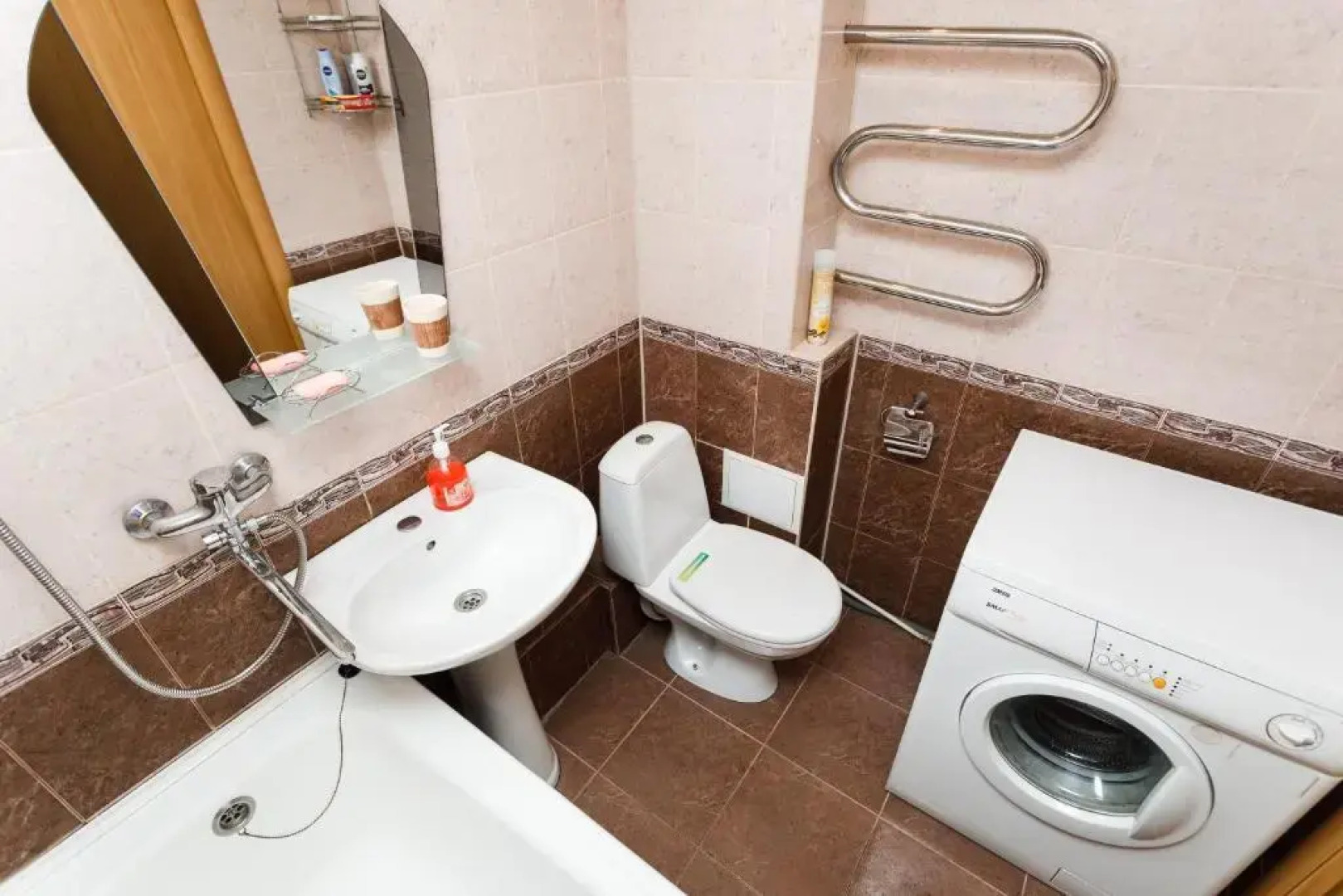 Апартаменты Серова 27