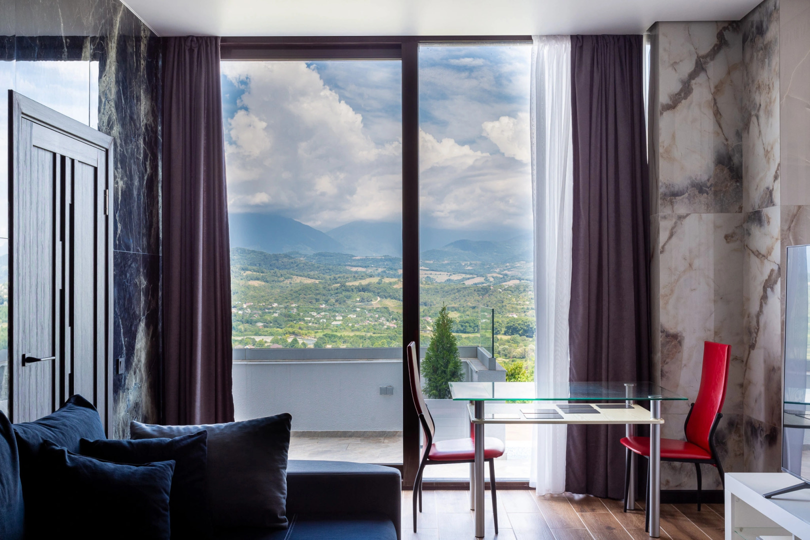 Частный Дом Поместье OkoloMorya