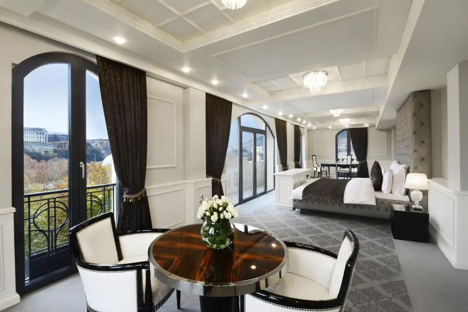 Отель Ambassadori Hotel Tbilisi