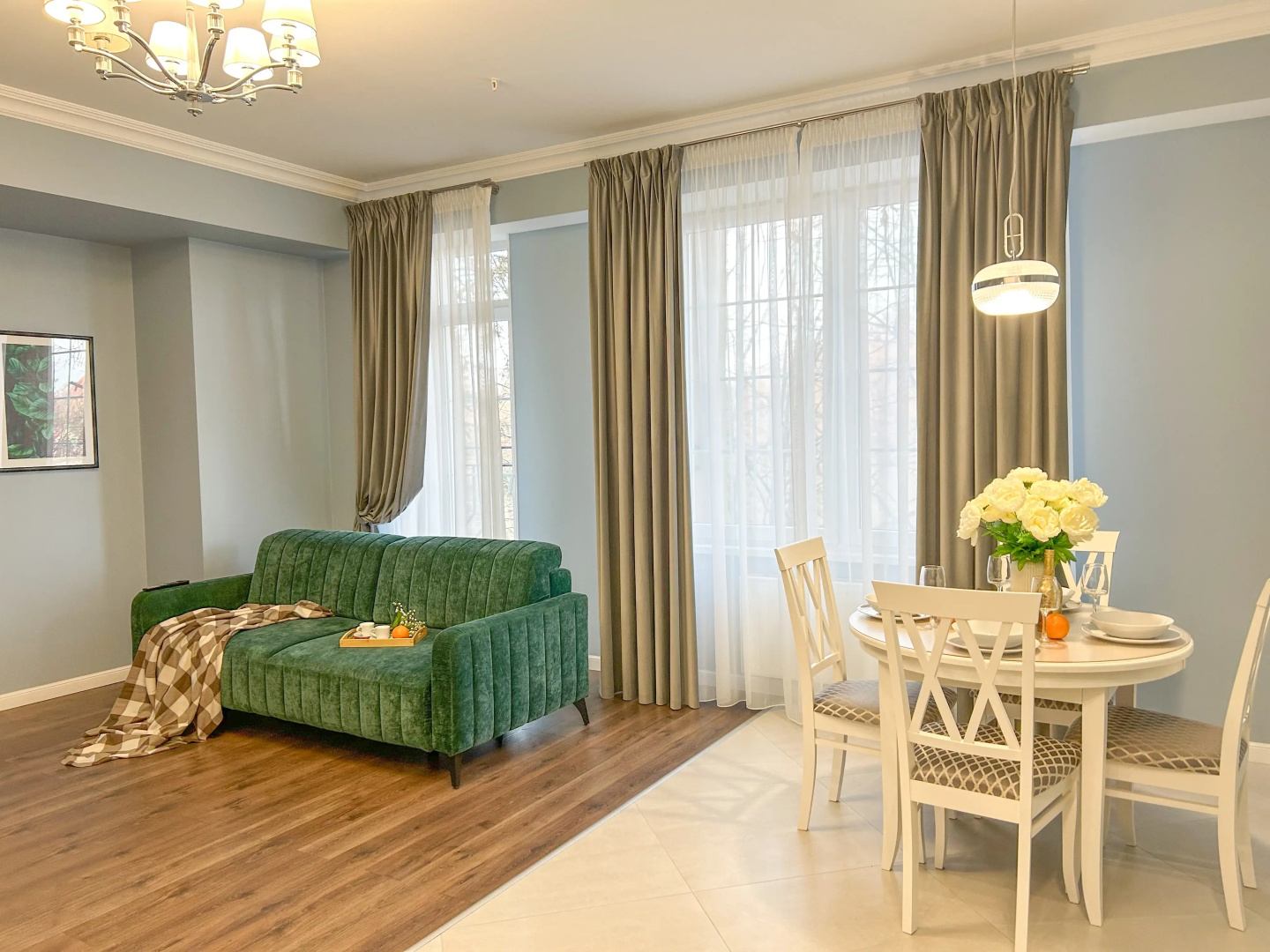 Апартаменты Sun City Apartments Shtolz 28 с Двумя Спальнями в Центре Города