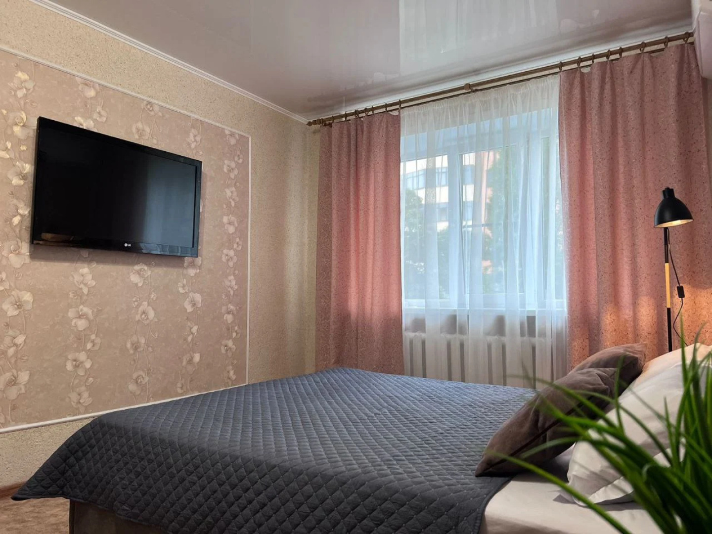 Апартаменты Комфортные GALAAPART возле Краевой больницы