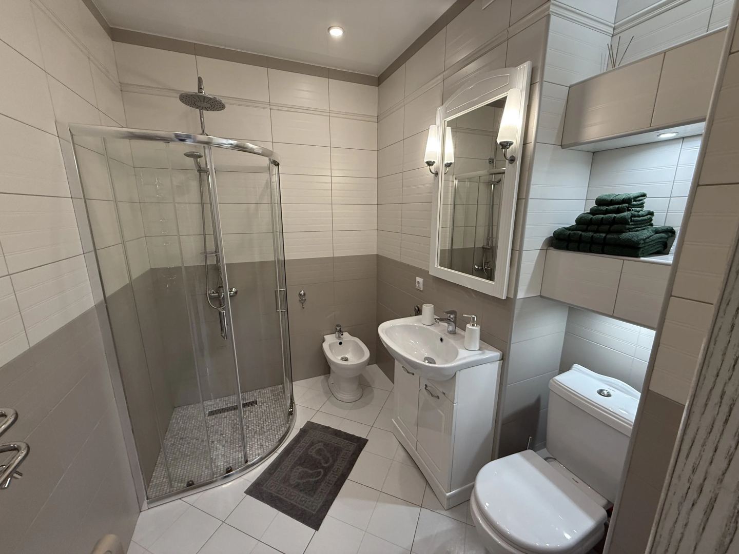 Апартаменты двухкомнатные у Росгартенских ворот