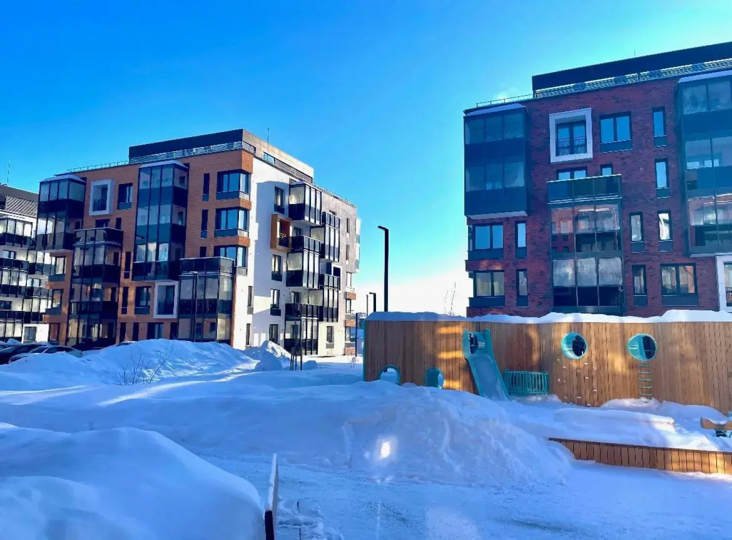 квартира премиум-класса в стиле "эко" с видом на парк и речку