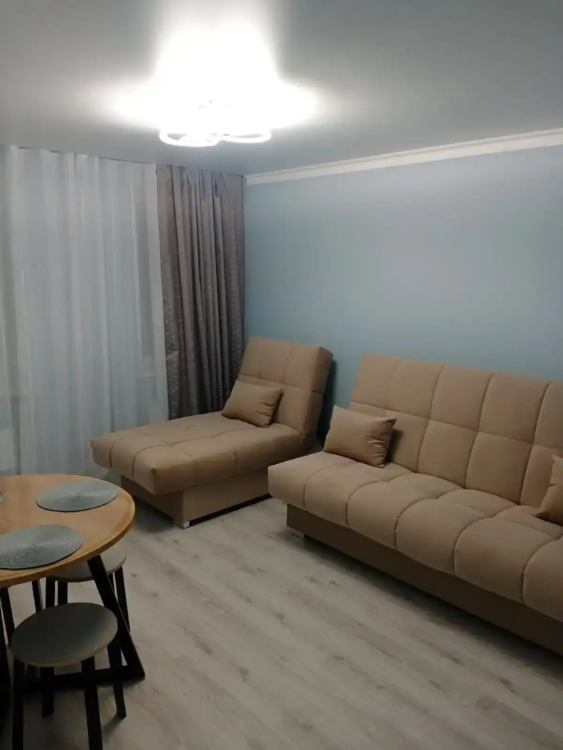 Квартира у Кремля, ДС Кристалл