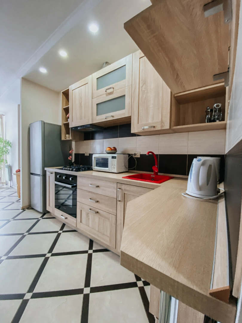 Апартаменты в центре с видом на город 89