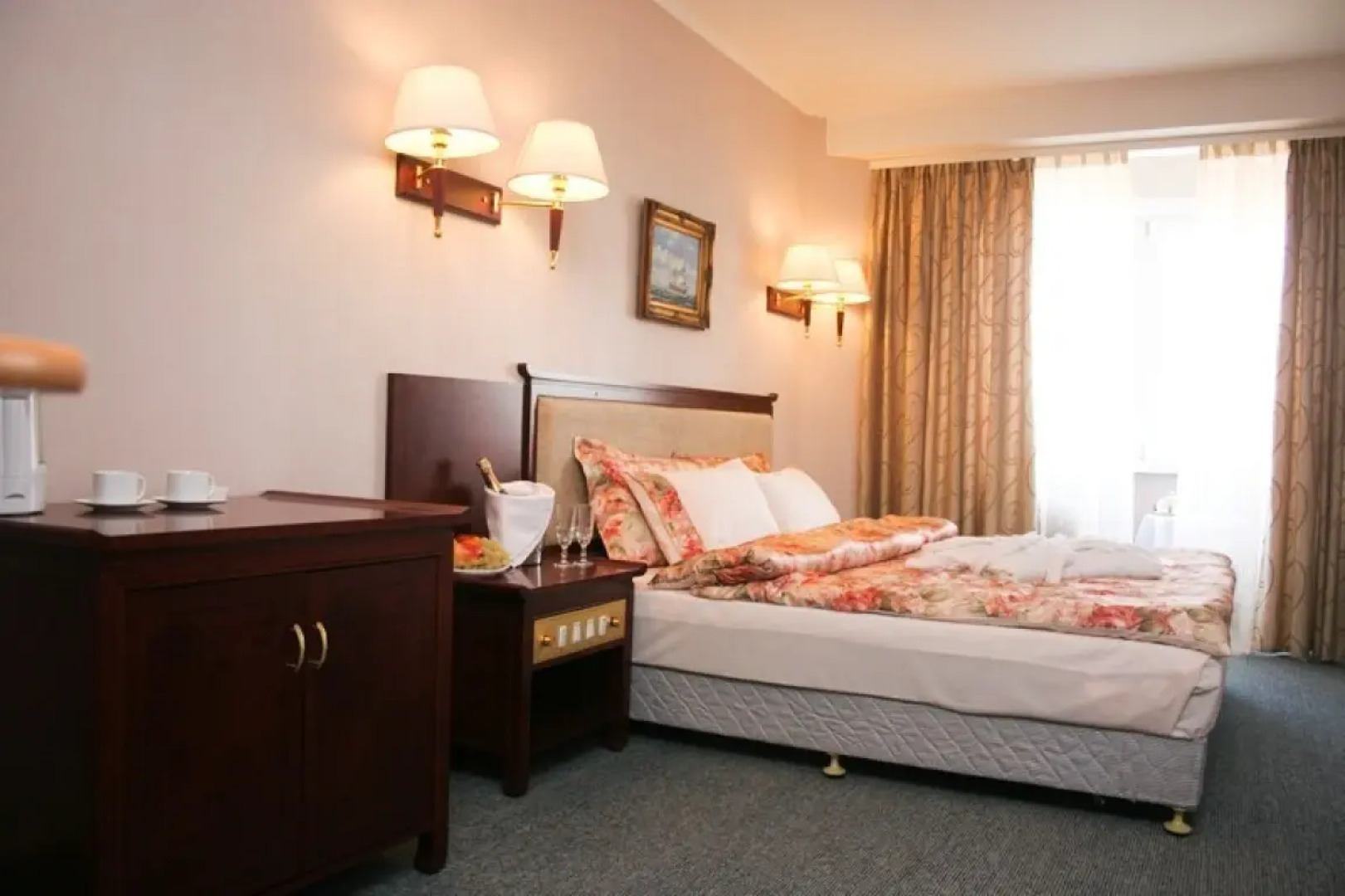 Отель Гостиница Командор