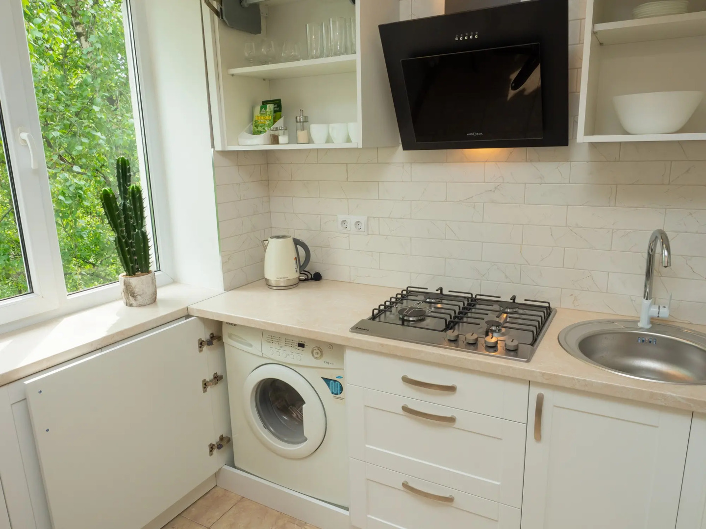 Квартира в Центре с Видом на Озеро