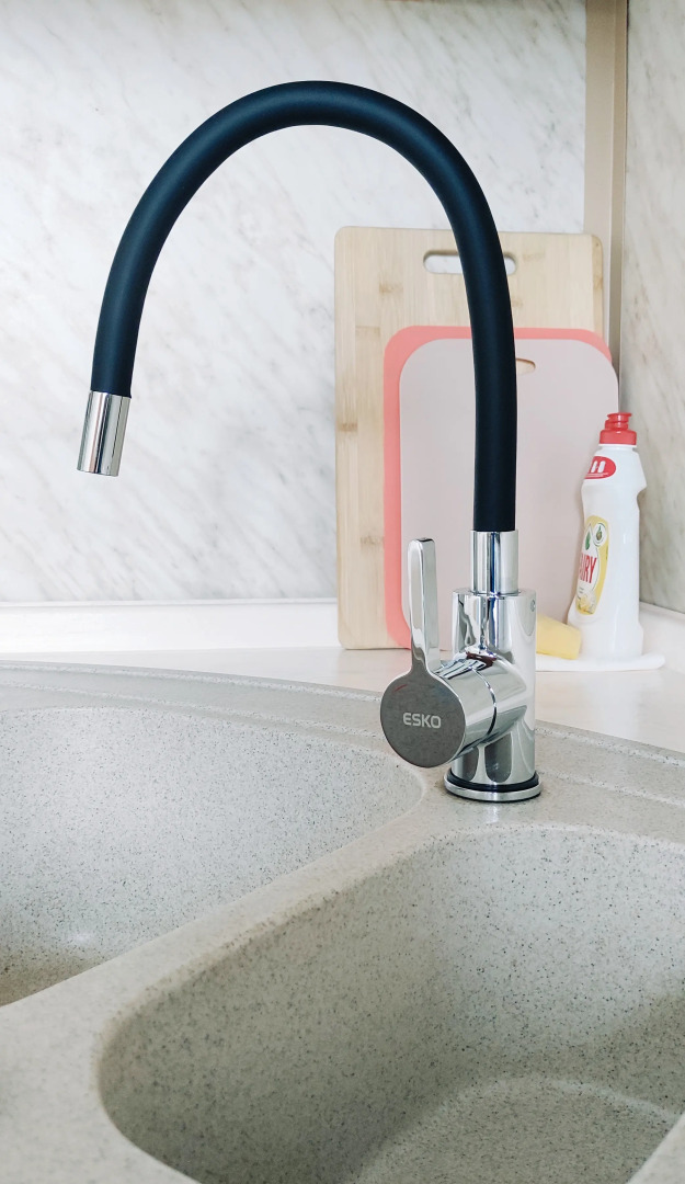 Апартаменты Просторная Двух Комнатная Квартира с Парковкой во дворе