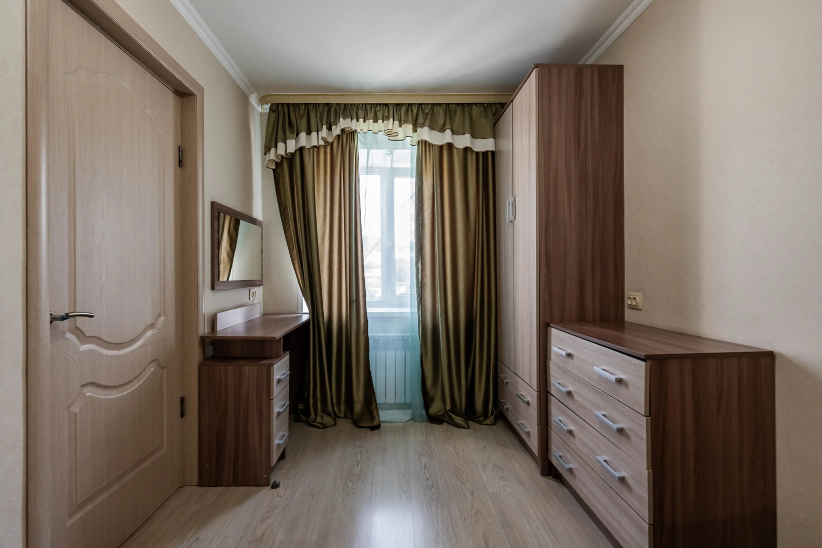 Апартаменты Комфорт центр на Коминтерна 22