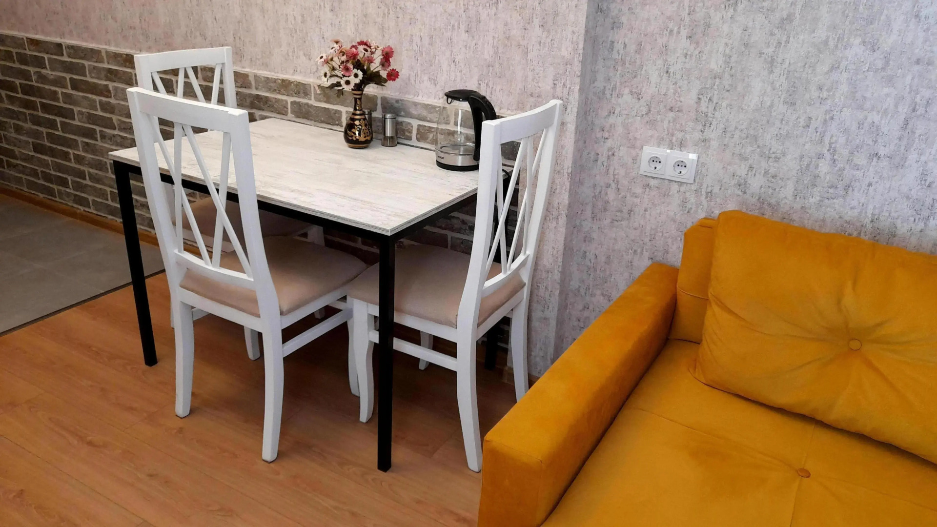 Апартаменты Yellow