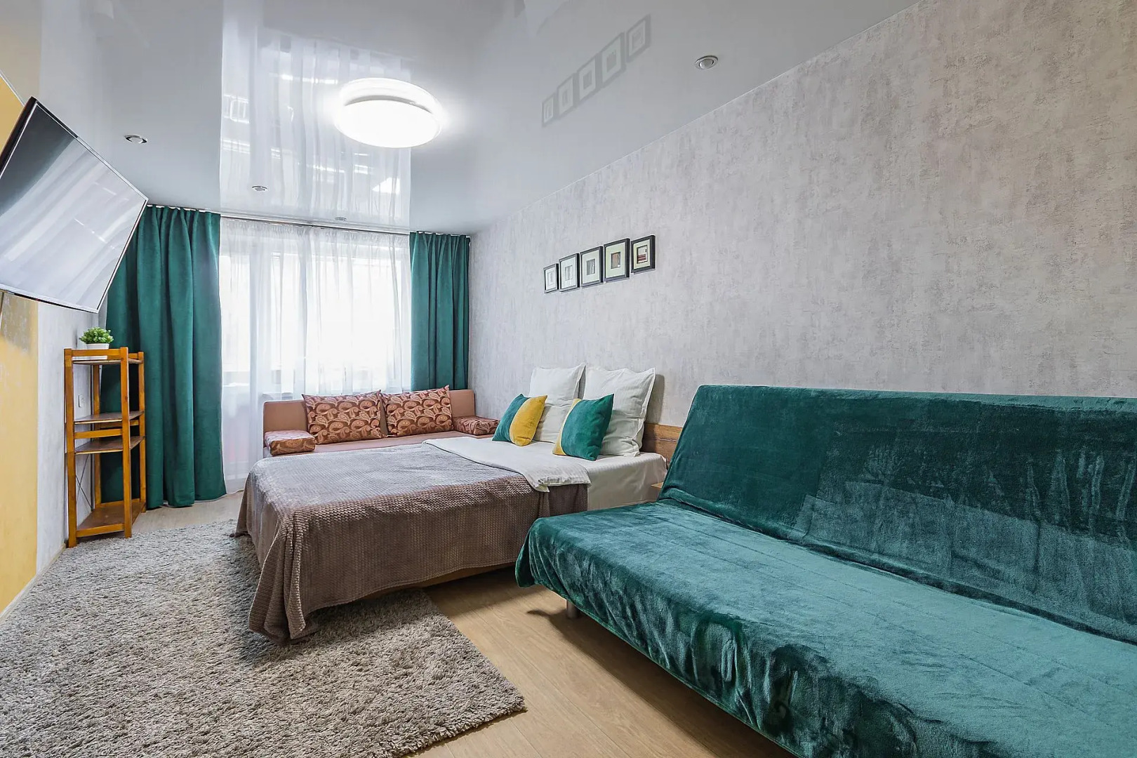 Апартаменты на Зимина