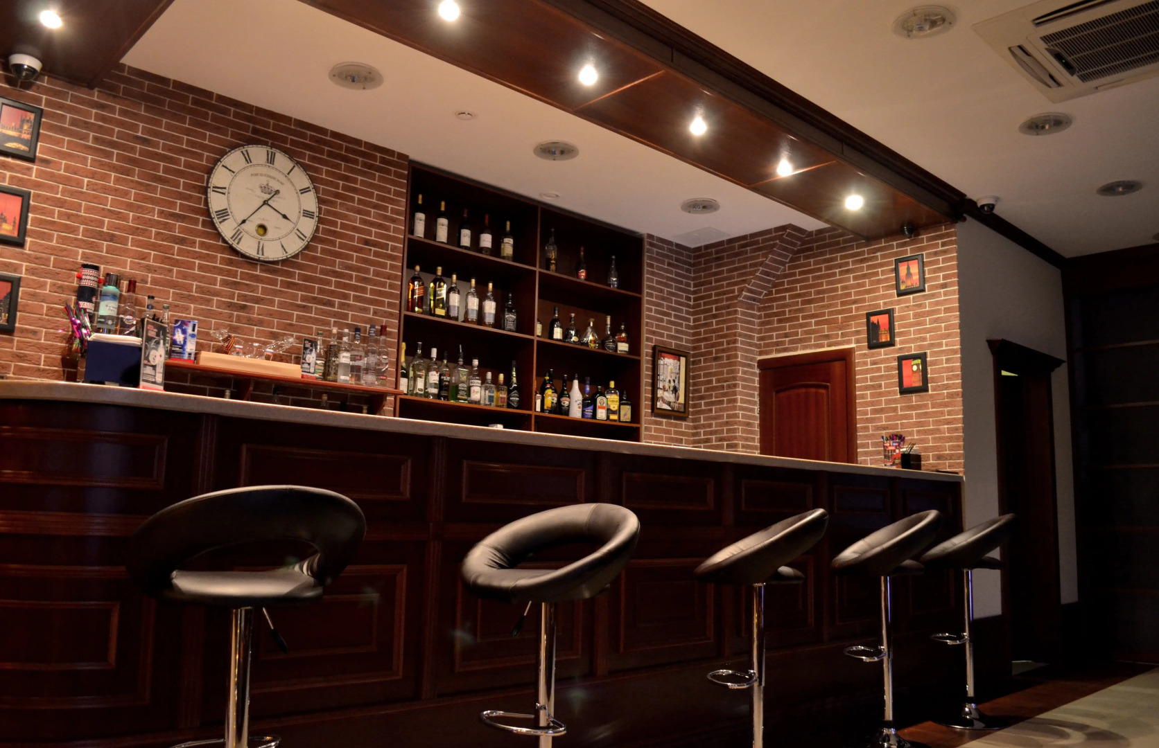 Отель Меридиан