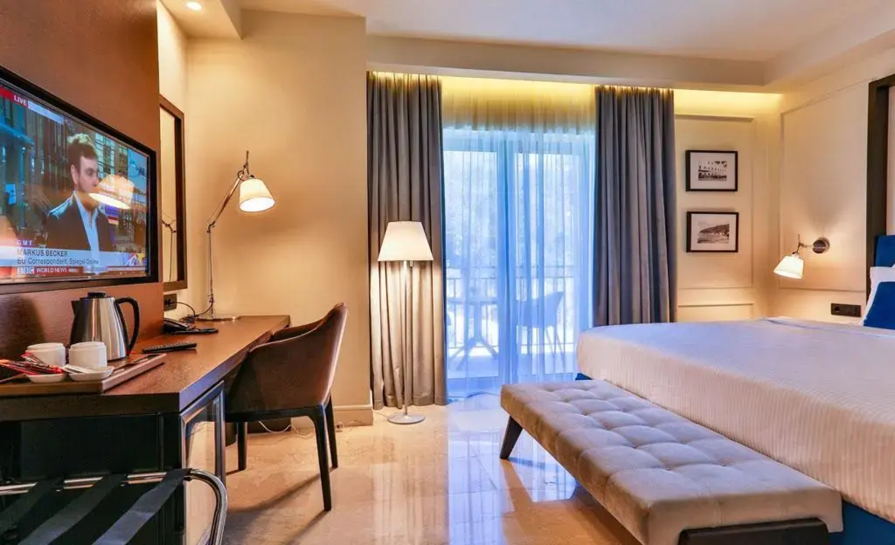 Отель California by Aycon