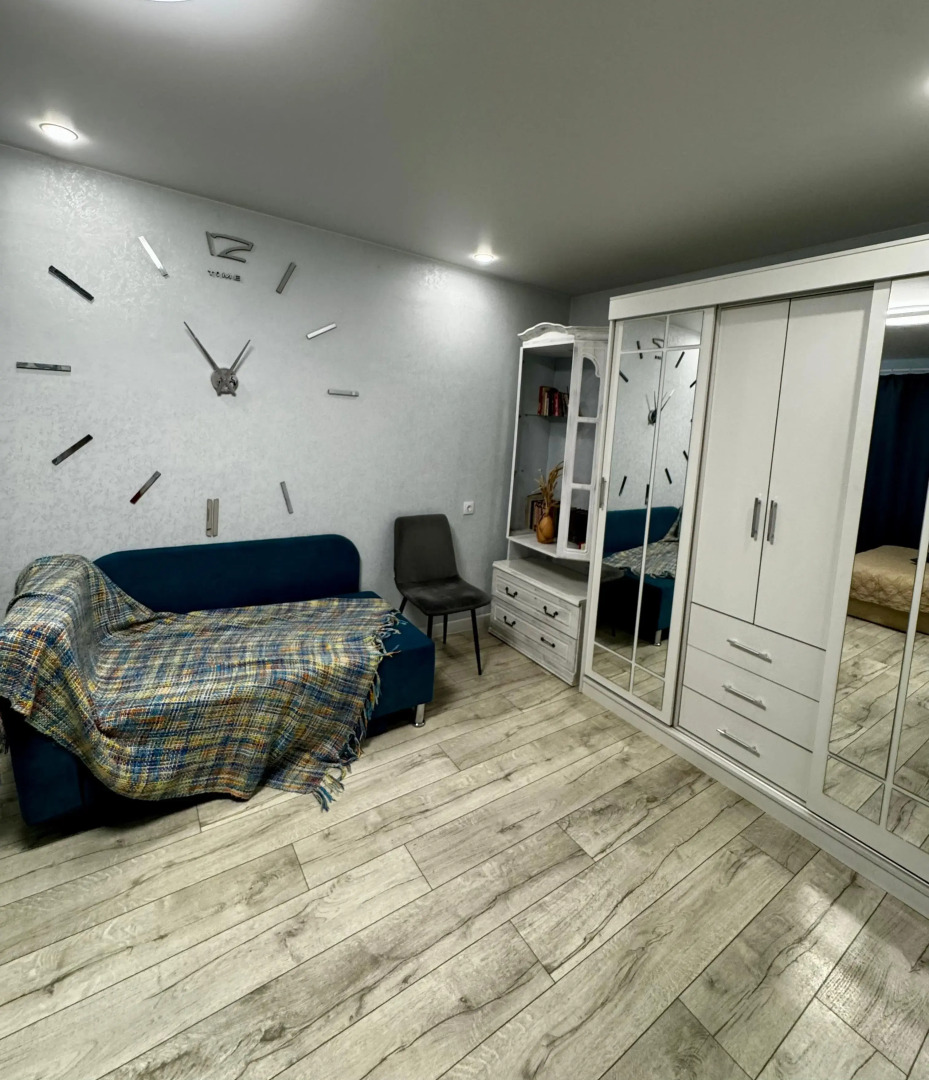 Квартира на Ефремова 8