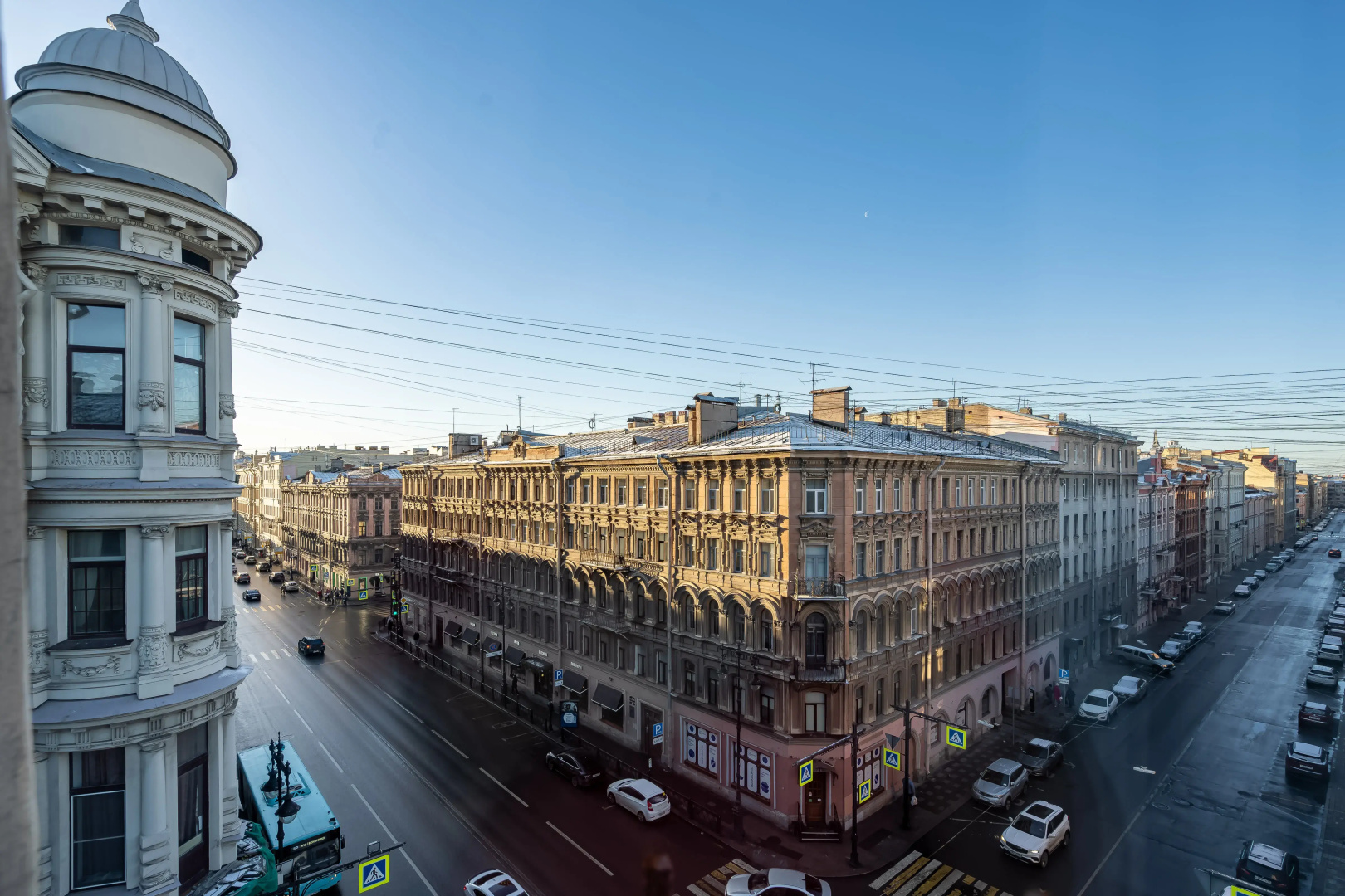 Апартаменты Your Luxury Apart на Восстания для 4 Гостей