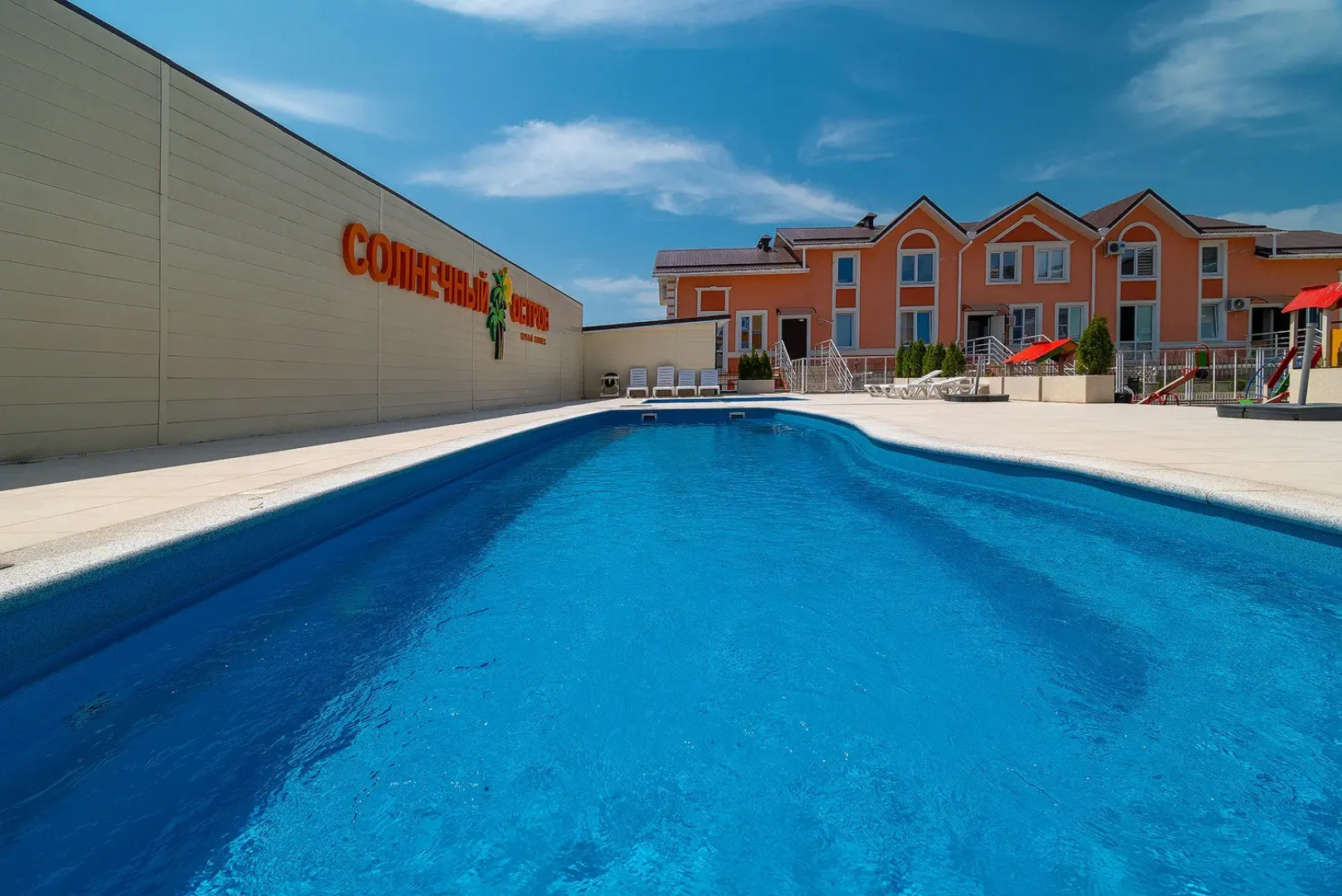 Апартаменты с круглогодичным бассейном и прекрасным видом