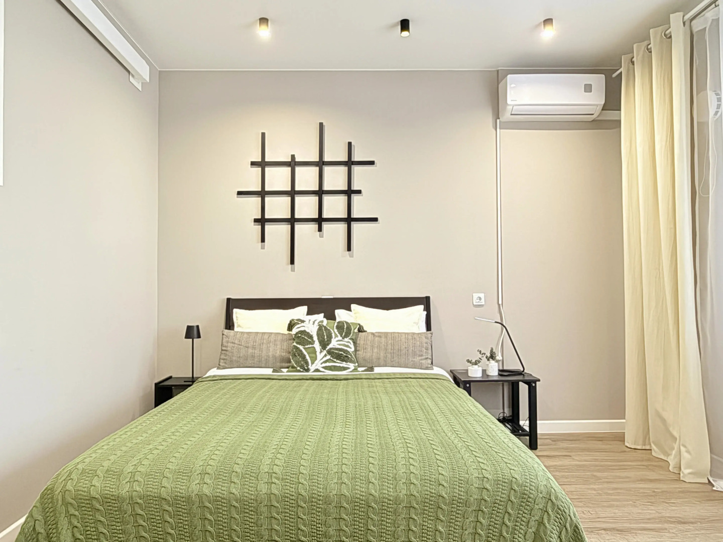 Апартаменты Studio with city view from the 22nd floor