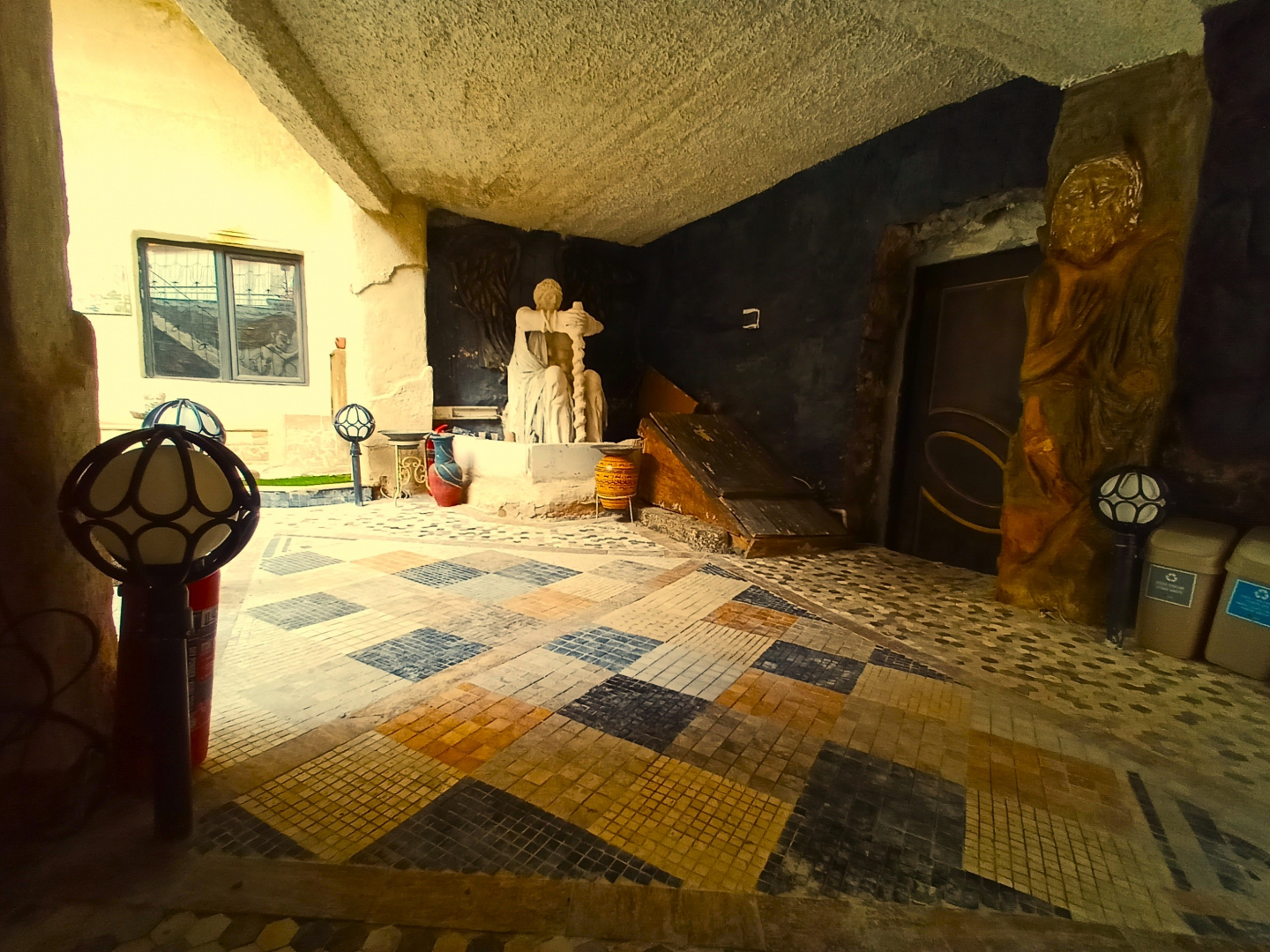 Отель Stone Age