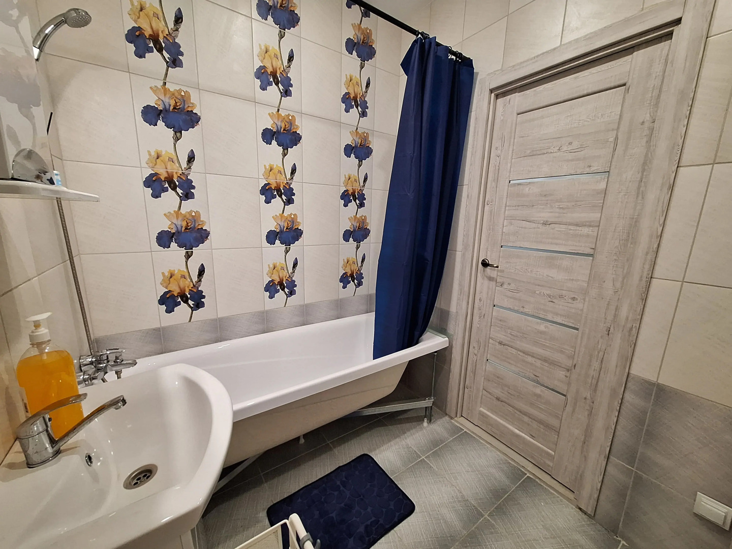 Квартира новая студия с новым ремонтом