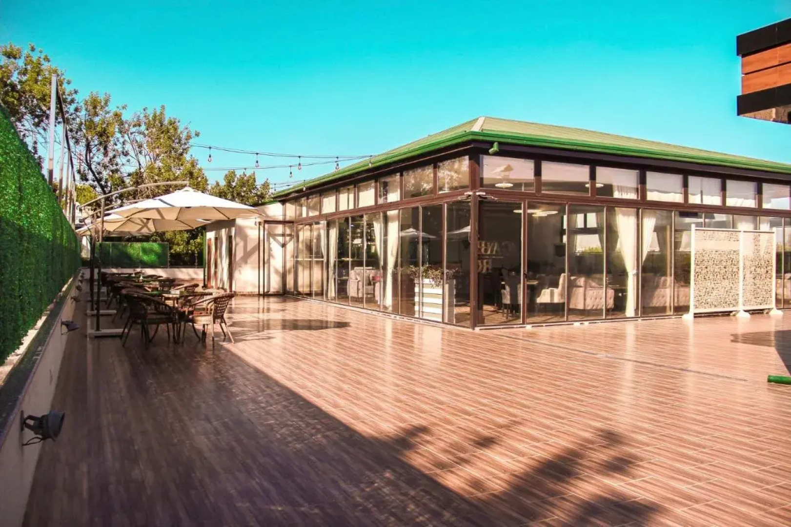 Отель Gabrielle International