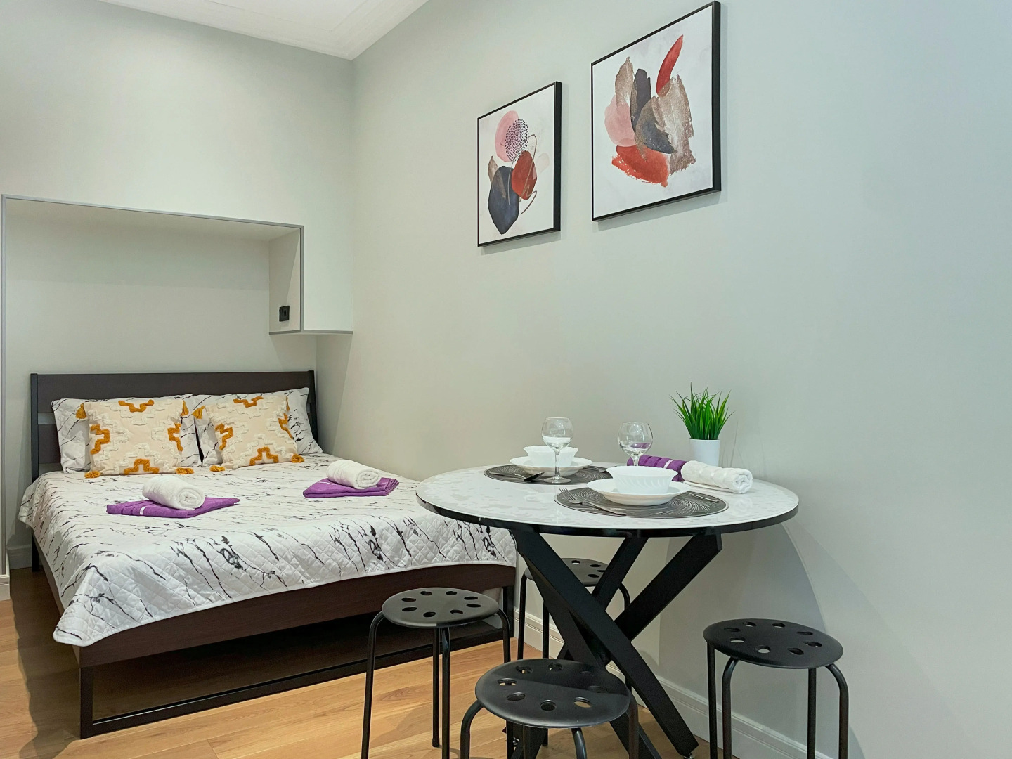 Апартаменты  HotelRoom24 на Маяковской