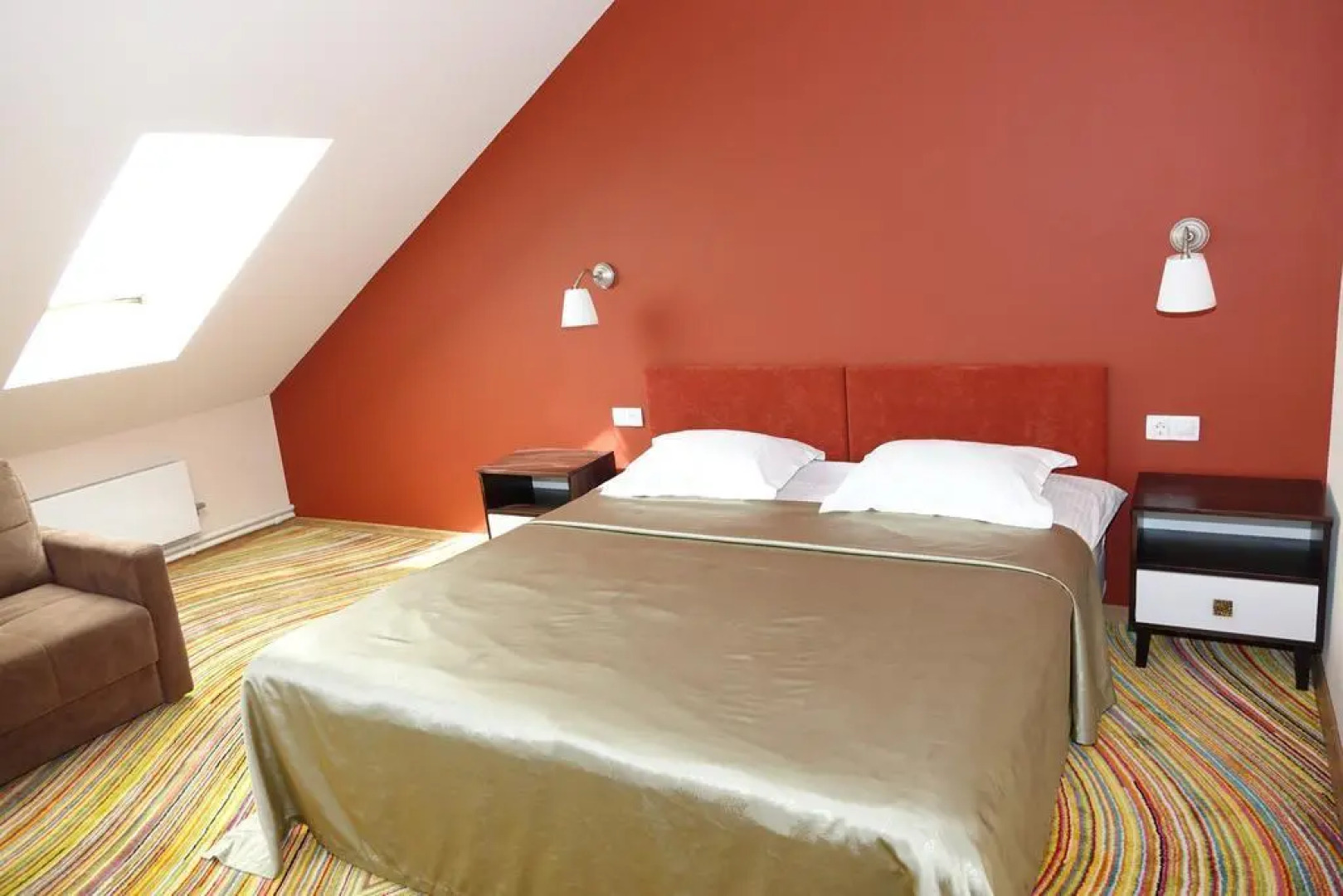 Отель Тихий Дворик