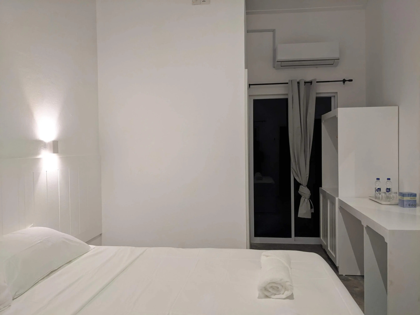 Ночлег и завтрак (B&B) Avi Guesthouse