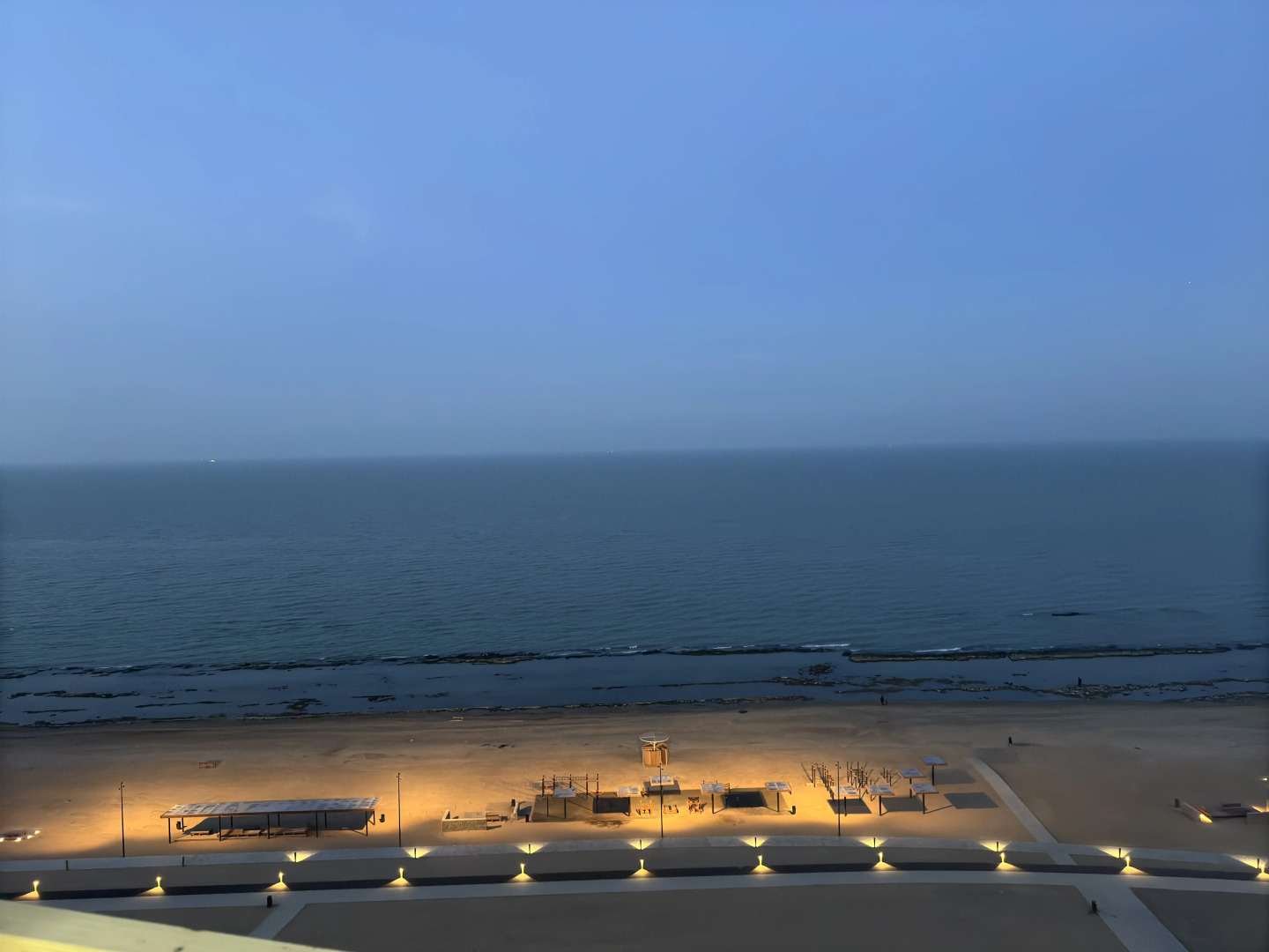 Квартира с красивым видом на море 2