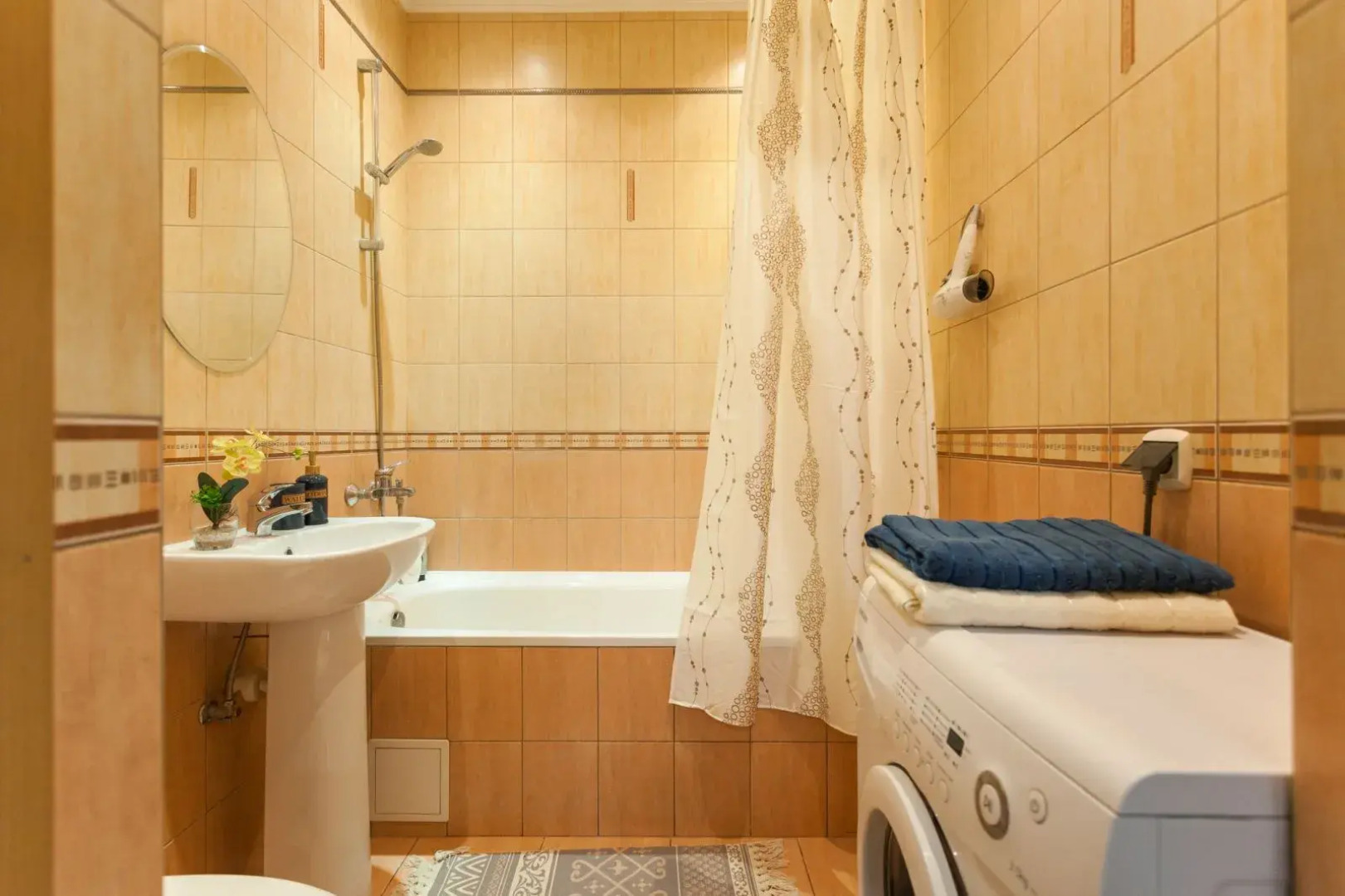 Квартира однокомнатная квартира на улице Лейтенанта Яналова 5А