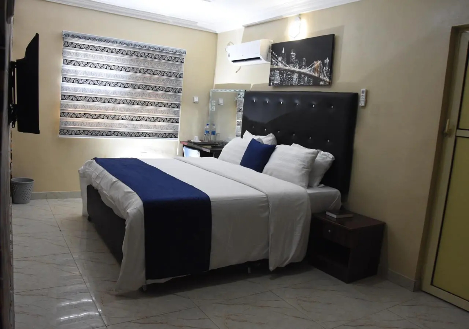 The Agore Hotels & Suites Ltd (Bed & Breakfast) (Extended Stay) (Short / Serviced Apartments)