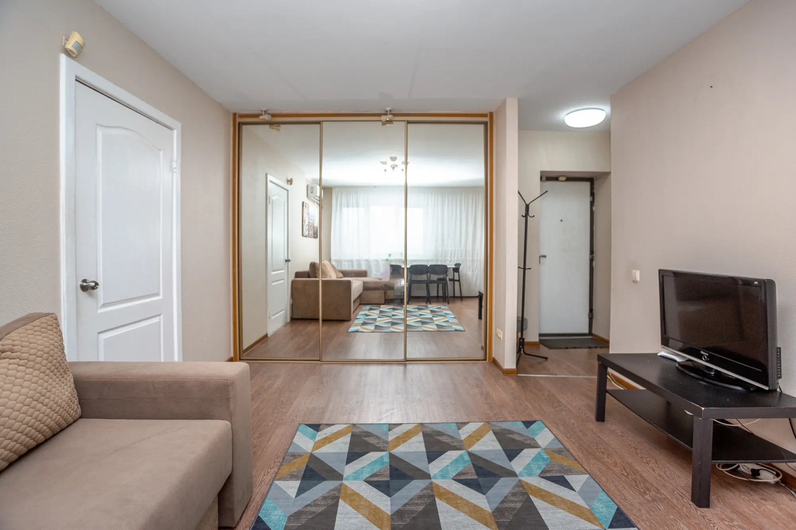 Квартира 2х комнатная в центре Владивостока на Уборевича 20