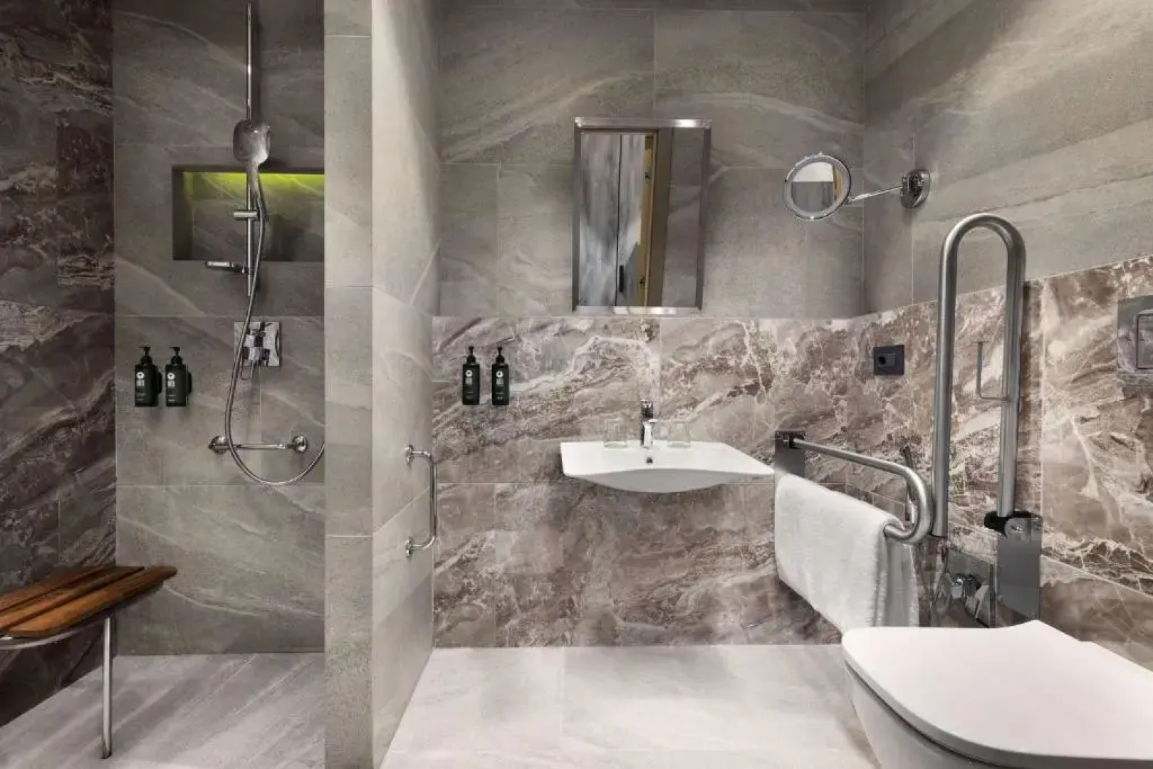 Отель Wyndham Garden Baku