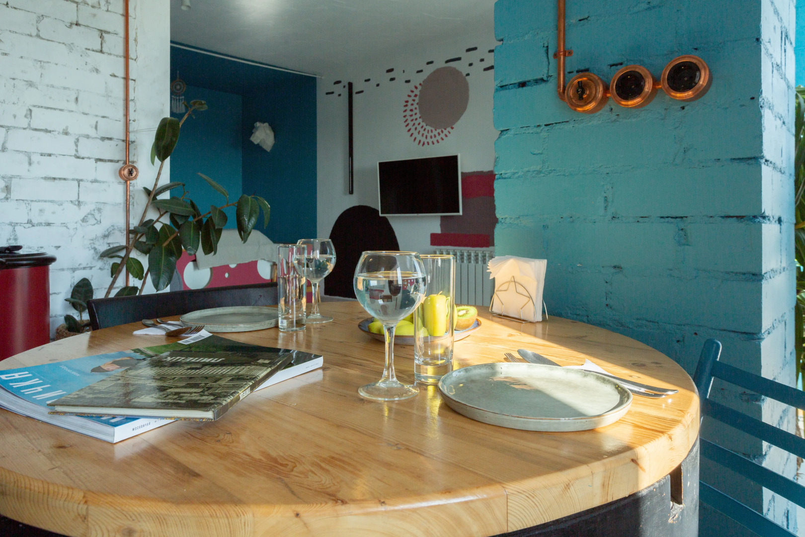 Апартаменты «Атмосфера» | Безумное Чаепитие — Сказка С Настоящим Комфортом