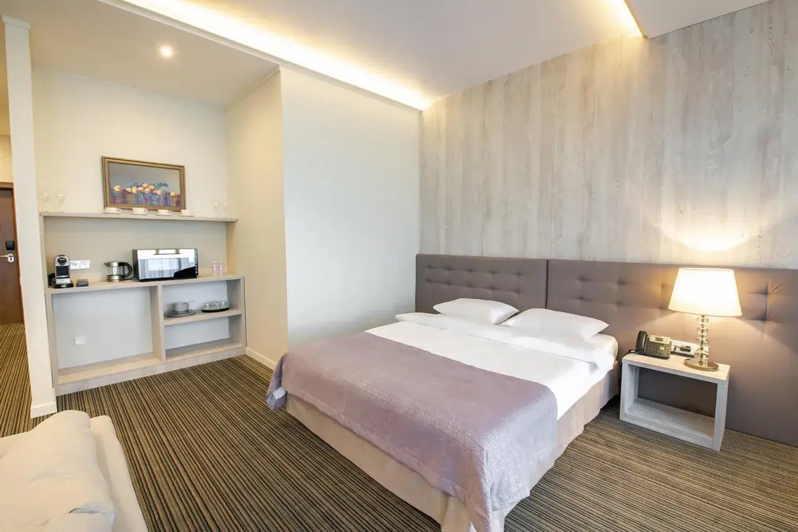 Отель City View