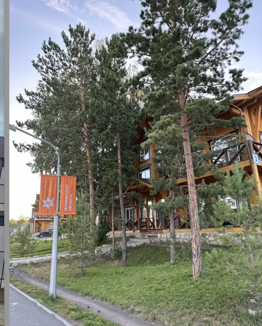 Апартаменты в ГЛК Солнечная Долина на 5 чел.