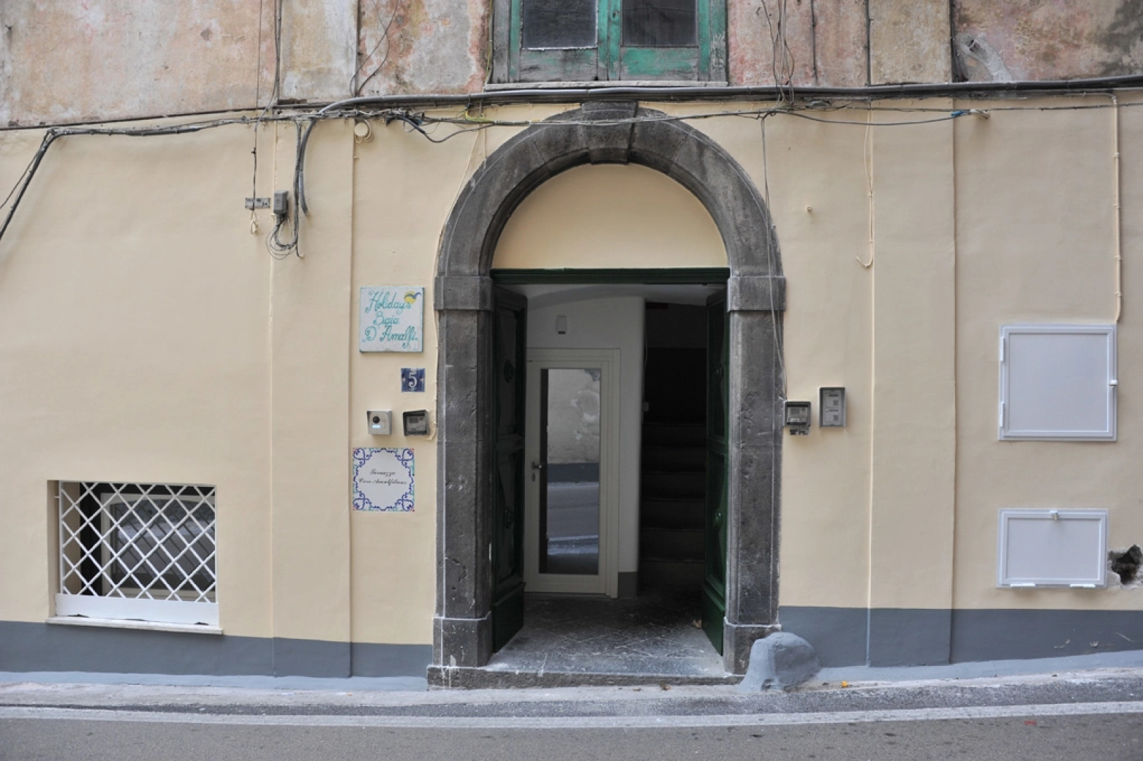 Отель CORE AMALFITANO CITY SUITES