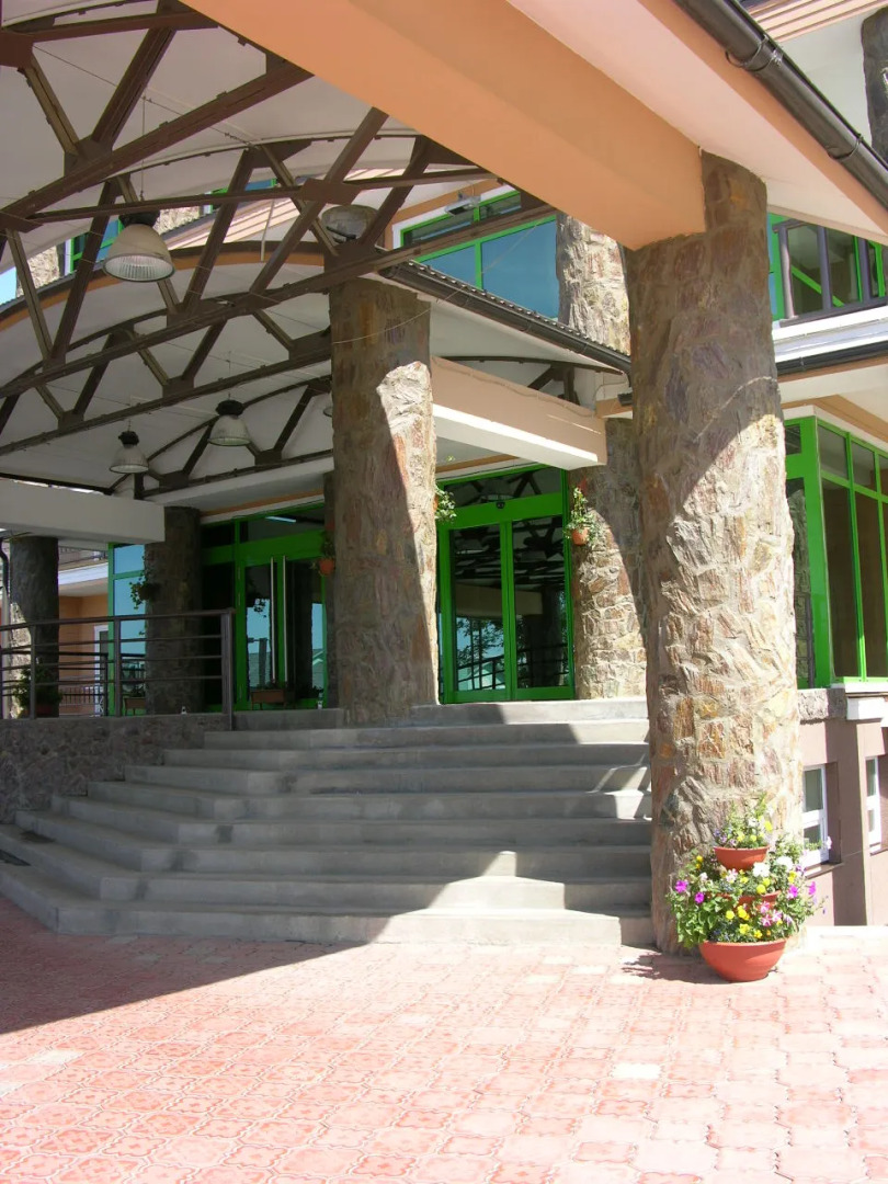 Гостиница  Земляничные Холмы