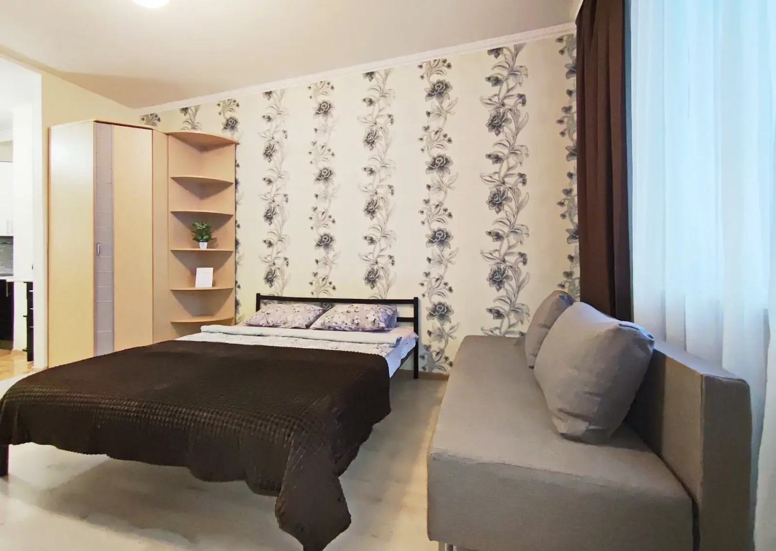 Квартира Гостевая Квартира на Каролинского 16