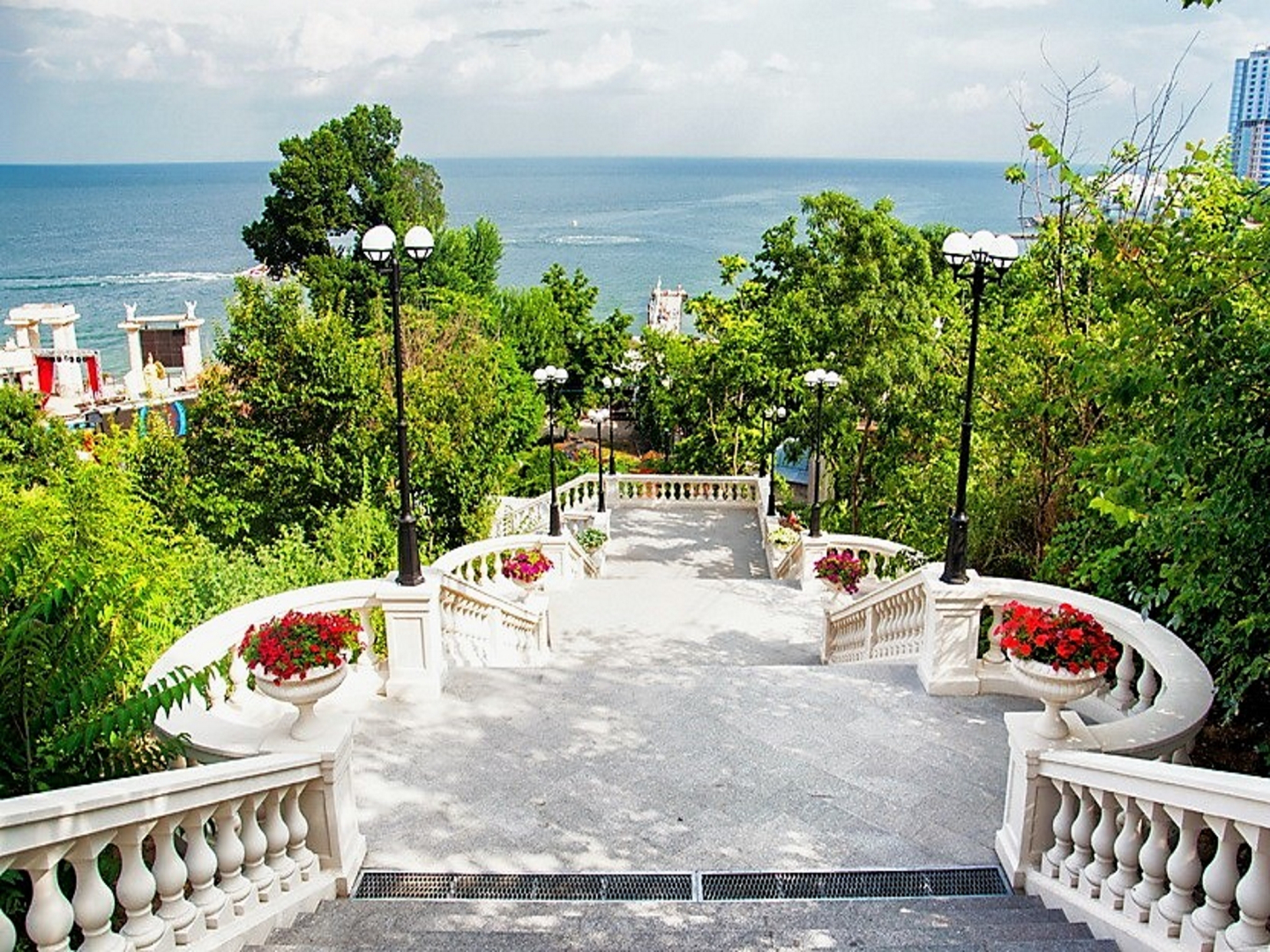 Апартаменты Pearl Apartment